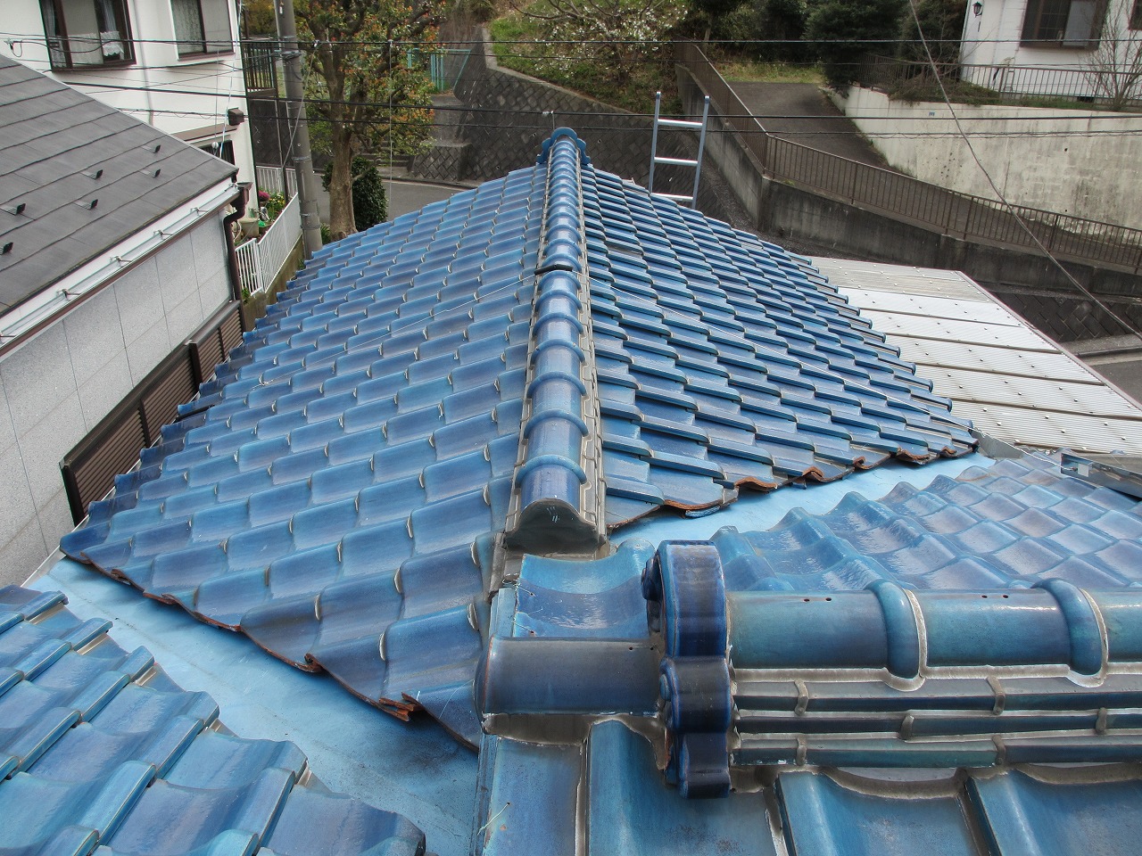 屋根,横浜,雨漏れ,瓦,金属屋根